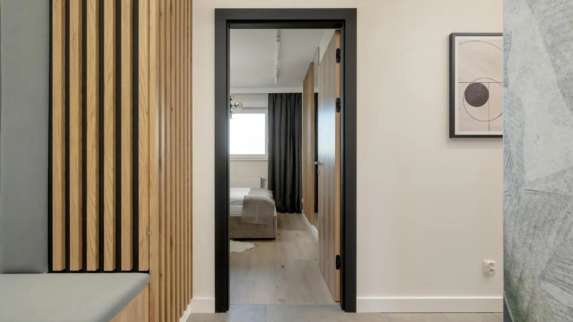 Exclusive River View Apartment With Balcony & Free Garage By Renters Prestige Wrocław 0*,  Polska
